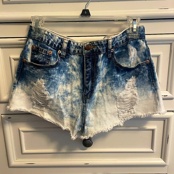 Forever 21 Pants - Shorts. Worn Once. Perfect Shape